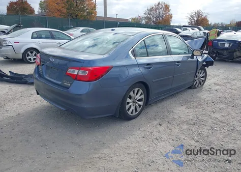 2015 Subaru Legacy 2.5I Premium z USA, uszkodzony, nr VIN 4S3BNAC63F3049216
